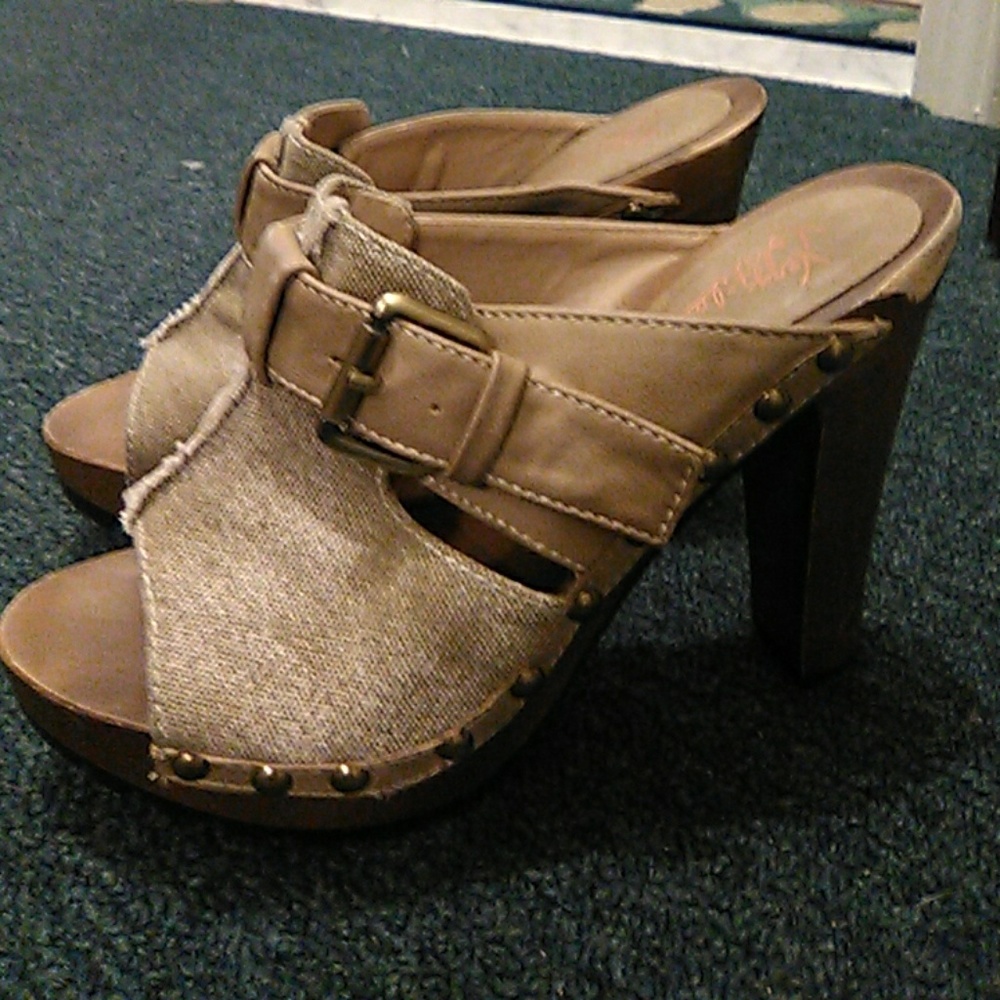 Tan buckle peep toe heels